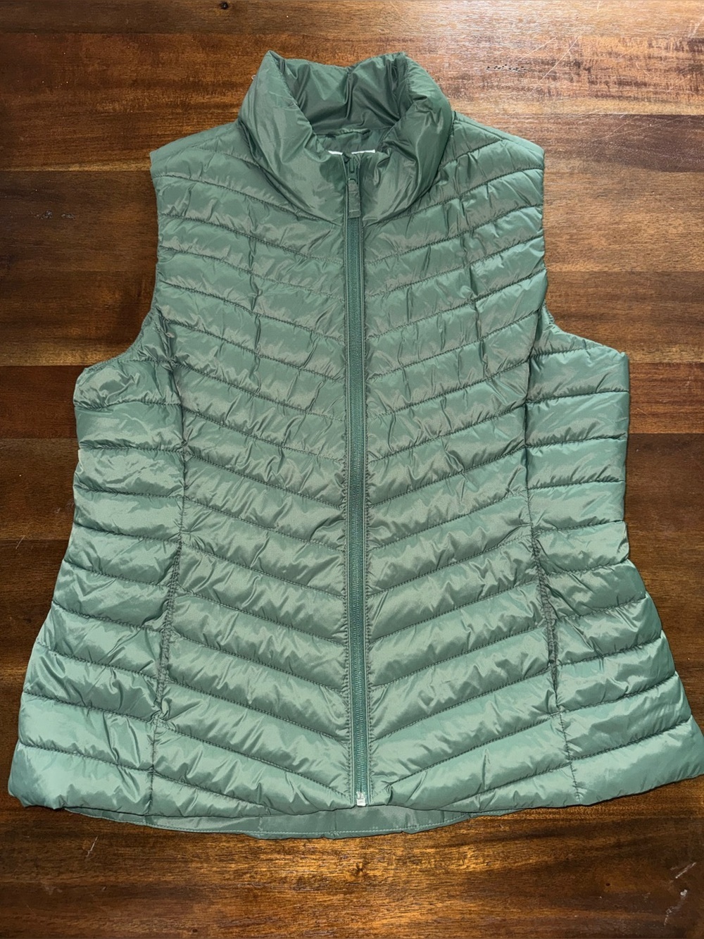 Old Navy Active Sage Green Quilted Puffer Vest Size Large